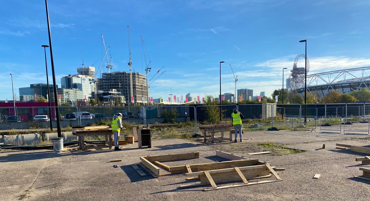 skillscentreltd's tweet photo. Here’s our formworks pre-apprenticeship learners in action at our Build East centre. 

❓Looking for a career in construction? 
❓Need help upskilling yourself in the industry?

💥 Get in touch- we can help you all the way! https://t.co/2oEJXCnODO