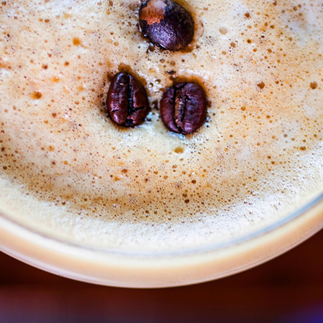 This is what we mean when we say we only drink coffee on the weekdays!! 😋 🍸 ☕

#espressomartini #cocktails #coffeecocktails #fridaydrinks #coffee #drinks #afterworkdrinks #weekends #wheretogoindublin #dublinguide #wheretoeat #irishpub #irishrestaurant