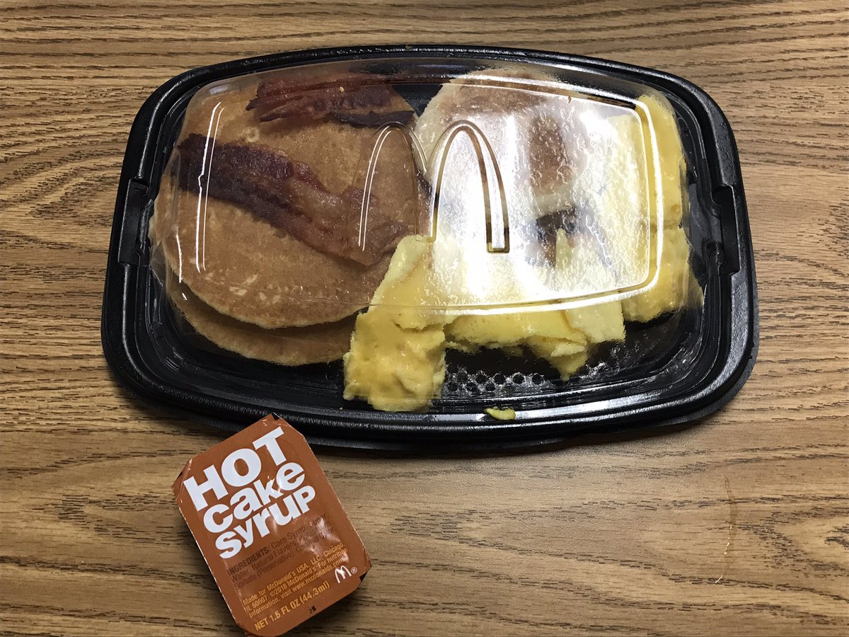 DrPhilipSwartz's tweet photo. I had breakfast delivered to me this morning. Brought by a student to say thank you. My new favorite student ;) I love what I do. #middleschoolrocks #vineyardstem #omsd #teachergoals #schooloscool #thanksgivingbreak #imlovingit https://t.co/7BnSKkSK2k