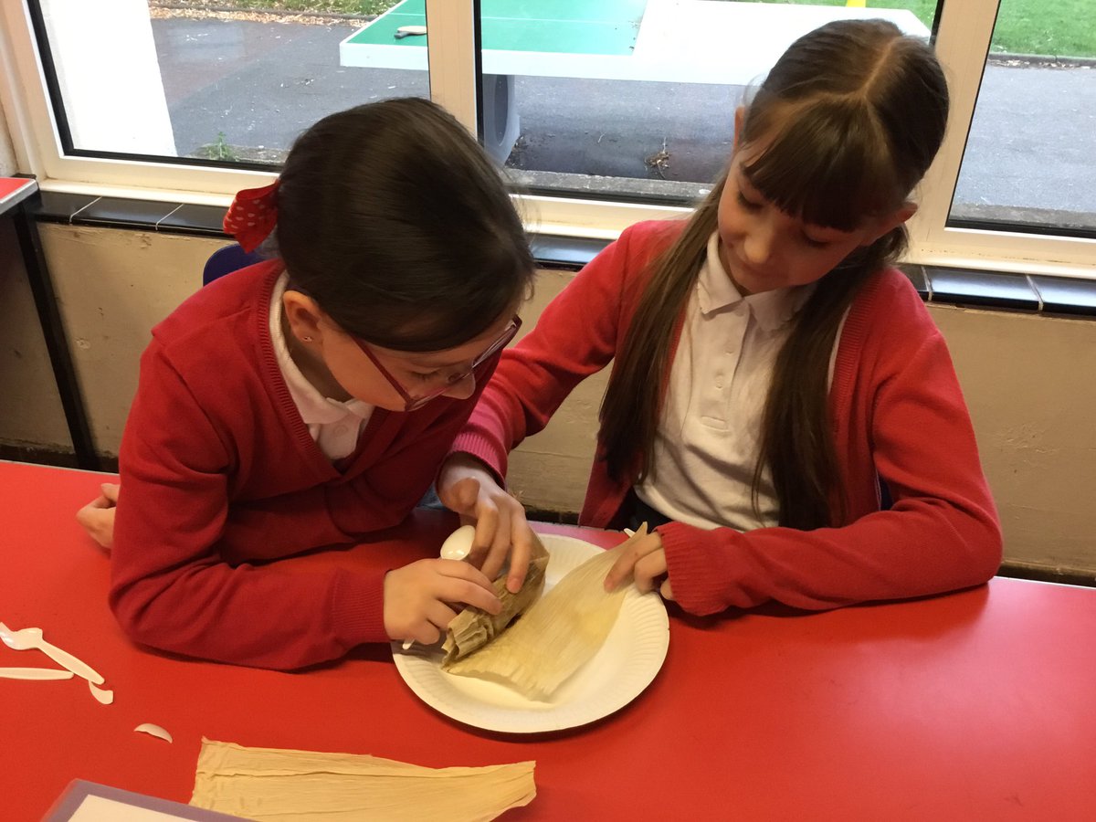 TJPrimary's tweet photo. Year 5 had an exciting visitor this afternoon who brought some Maya tamales for us to taste! The children will be writing down the recipes next week. Keep an eye out if you want to try making them at home! #TJTheme #TJyear5 #TJ5WM #TJ5R #TJEnrich https://t.co/YpxRmcCvoX