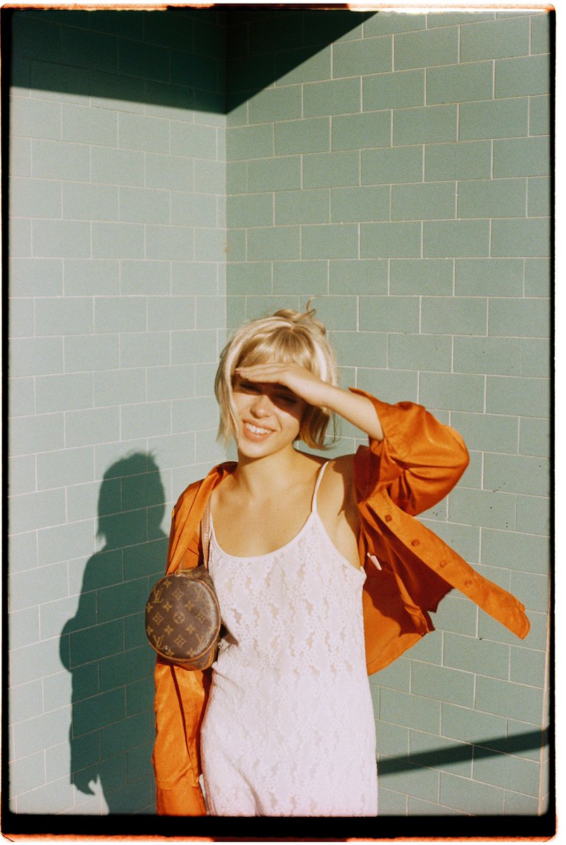 wakebakeskvte's tweet photo. pretty charlotte by me, on kodak ultramax 400

@naohaluznomeuquarto on instagram https://t.co/YGvLUzOy40