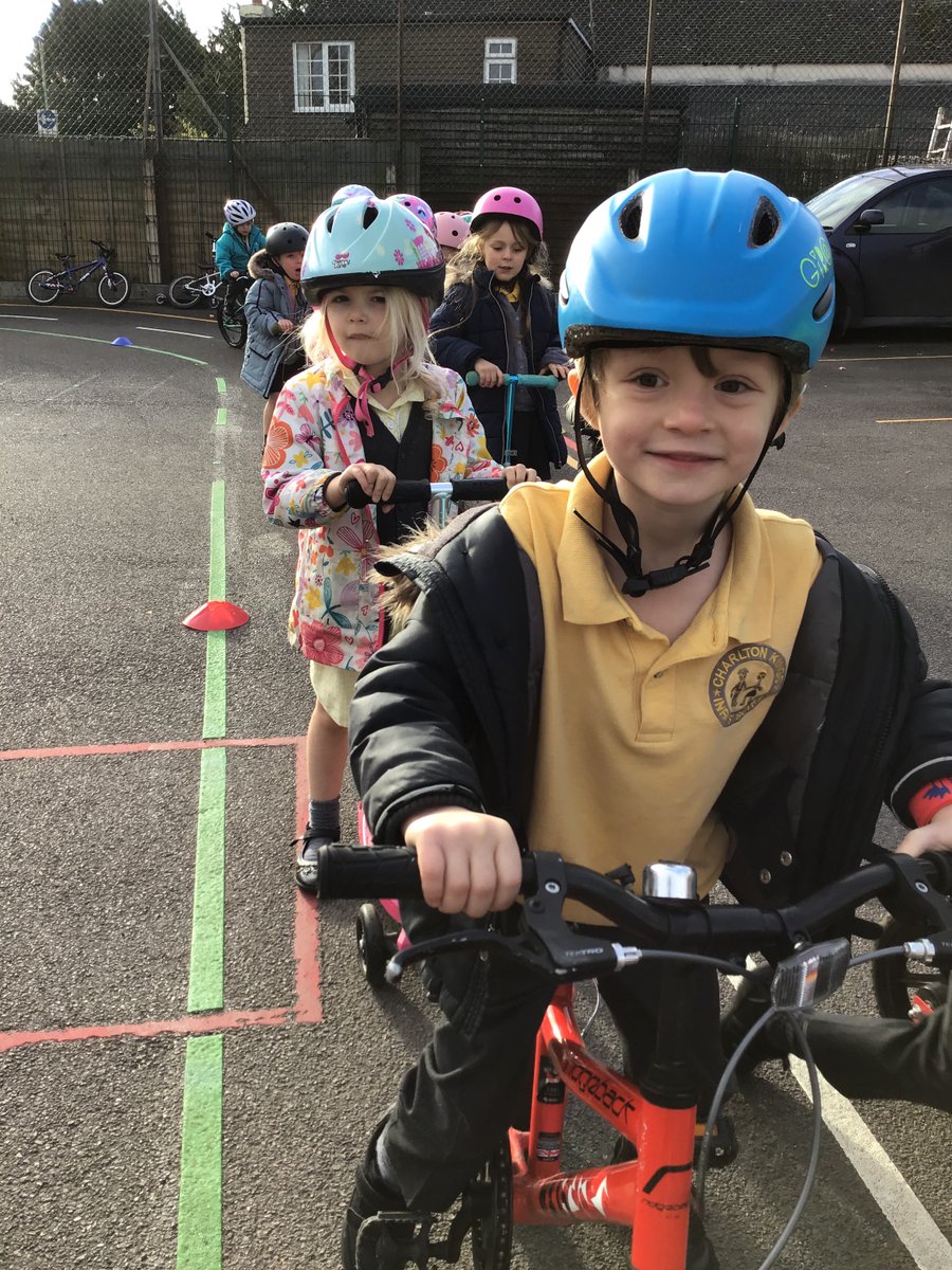 blueclassckis's tweet photo. Blue class have had a great time learning about road safety this week! https://t.co/AA93q2bGxe
