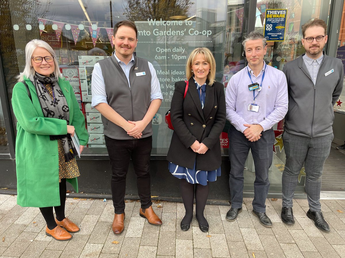 Thank you Lucy Powell &amp; Rebecca Long-Bailey  <a href="/LucyMPowell/">Lucy Powell MP</a> <a href="/RLong_Bailey/">Rebecca Long-Bailey</a> for your time today&amp; giving your support towards stronger protection for retail workers. Stronger legislation will help deter the abuse my colleagues face &amp; is absolutely needed. Let’s keep working together💙