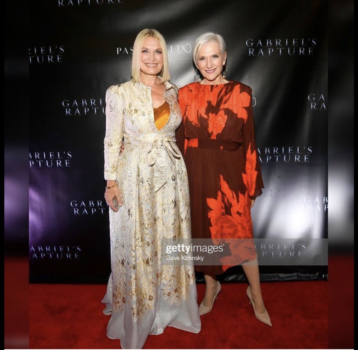 mayemusk's tweet photo. A fabulous ⁦@PassionFlix⁩ premiere with my lovely daughter ⁦@ToscaMusk⁩ #Producer #Director #GabrielsInferno #ProudMom 
Thank you ⁦@dkotinsky⁩ ⁦@GettyImages⁩ 📷🥰
#AWomanMakesAPlan
#ItsGreatToBe73 https://t.co/tfa4TCgS8B