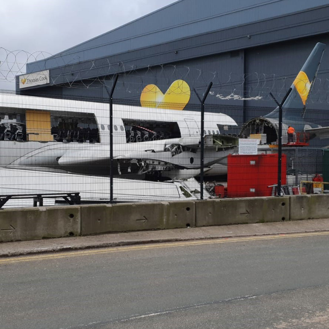 aviationtag_com's tweet photo. 🇬🇧 The one and only Thomas Cook Airlines Airbus A330 G-MLJL convertible. Get your own piece of this very special aircraft now:

https://t.co/cc30oFfuRl

#aviationtag #thomascook #thomascookairlines #thomascookairlinesuk #thomascookcrew https://t.co/ud6RaxJVe5