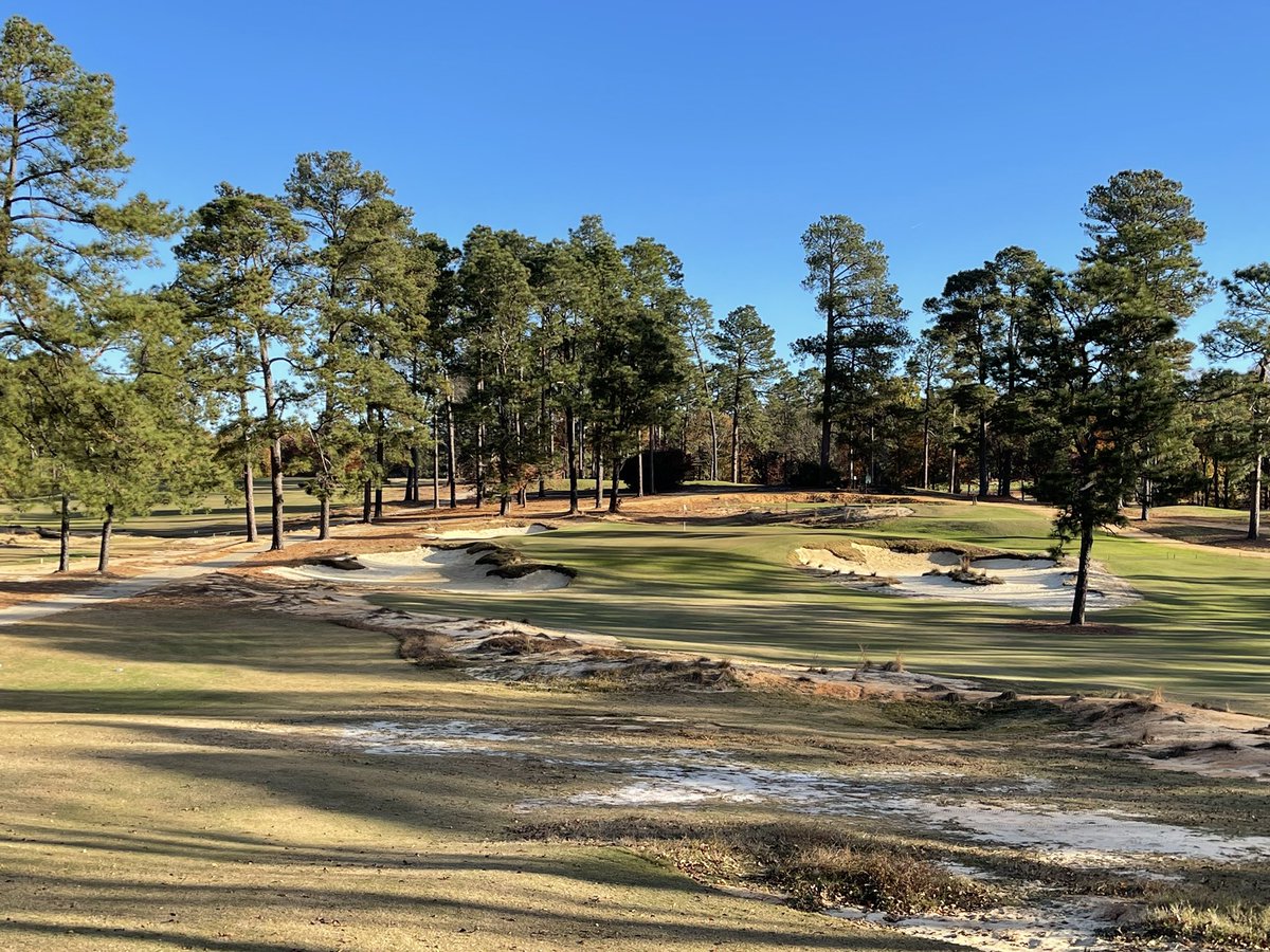 RiggsBarstool's tweet photo. The par threes at Southern Pines Golf Club. Yes please. https://t.co/V3YoP6V8N0
