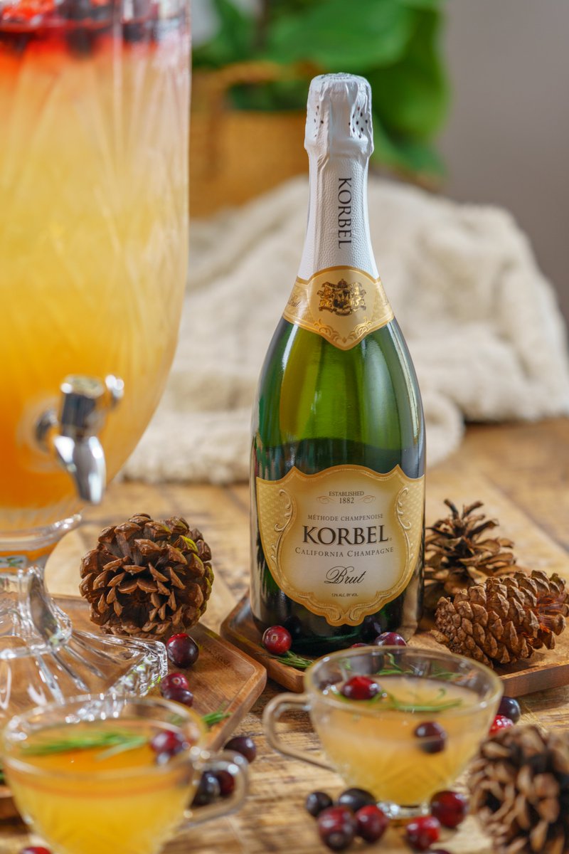 With Thanksgiving coming up next week I’ve partnered with @korbel_1882; producers of America’s favorite California champagne, to bring you this delicious punch. 
Check out the latest post on beautifulbooze.com for the full recipe

#ad21+ #Korbel #punch #beautifulbooze