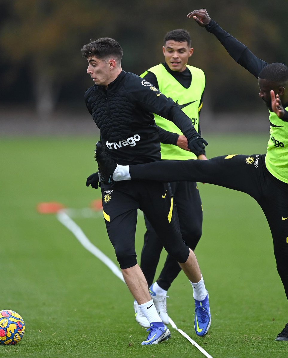 tsilva3's tweet photo. I’m back 👊🏽 @ChelseaFC https://t.co/ChNbLG7AjC