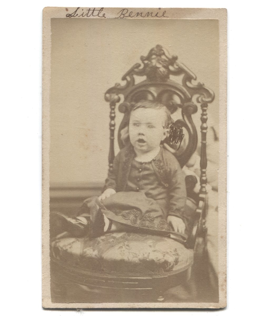 anticuria's tweet image. 100 years before the invention of Photoshop...

Check out this cool hidden mother CDV with crude editing. We'll be listing it as part of a collection of family photos of a Civil War soldier soon. See what photos we have in stock now:  anticuria.com/collectibles/p…