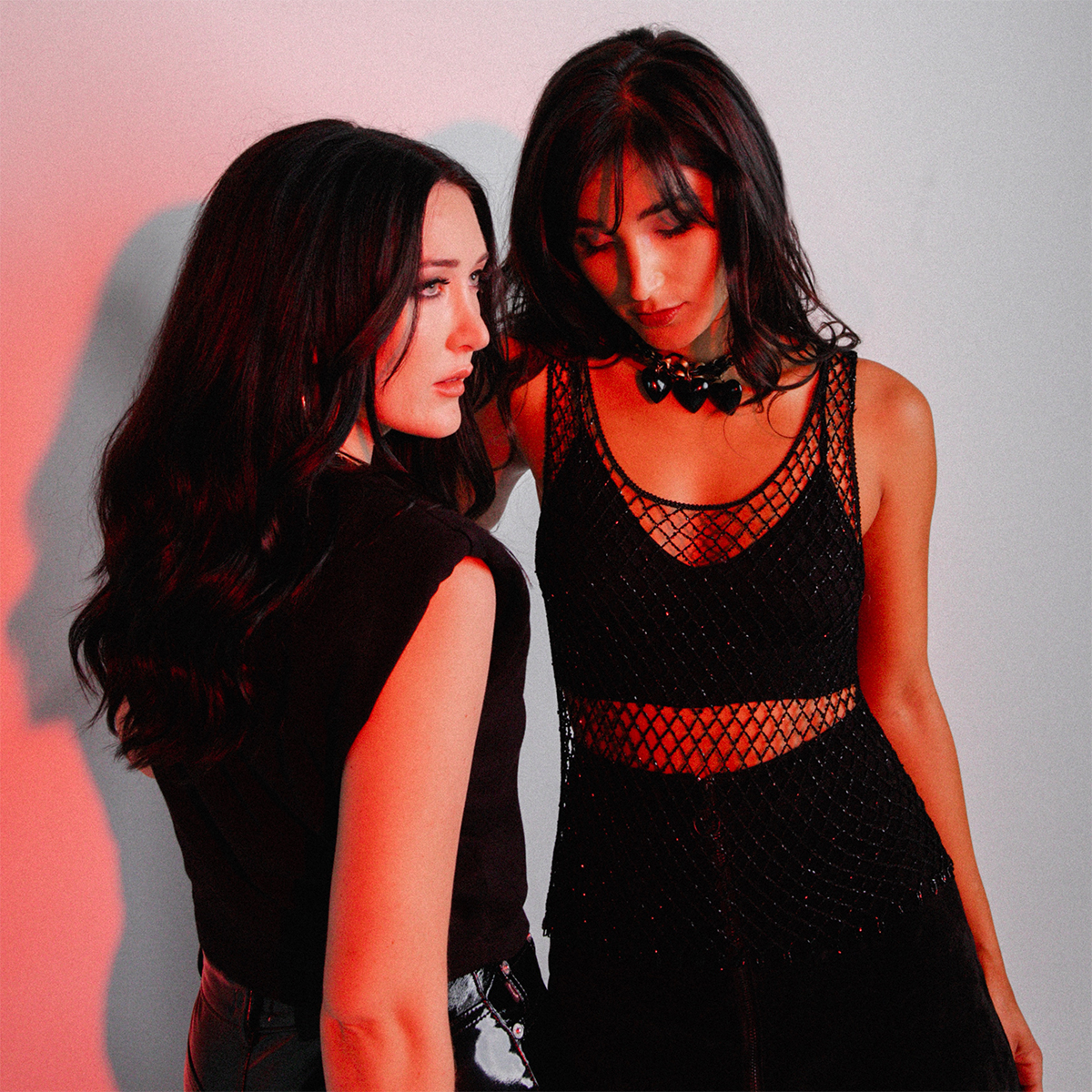 .@NPRMusic #FreshAir 💋
Listen now: npr.org/2021/11/16/105…