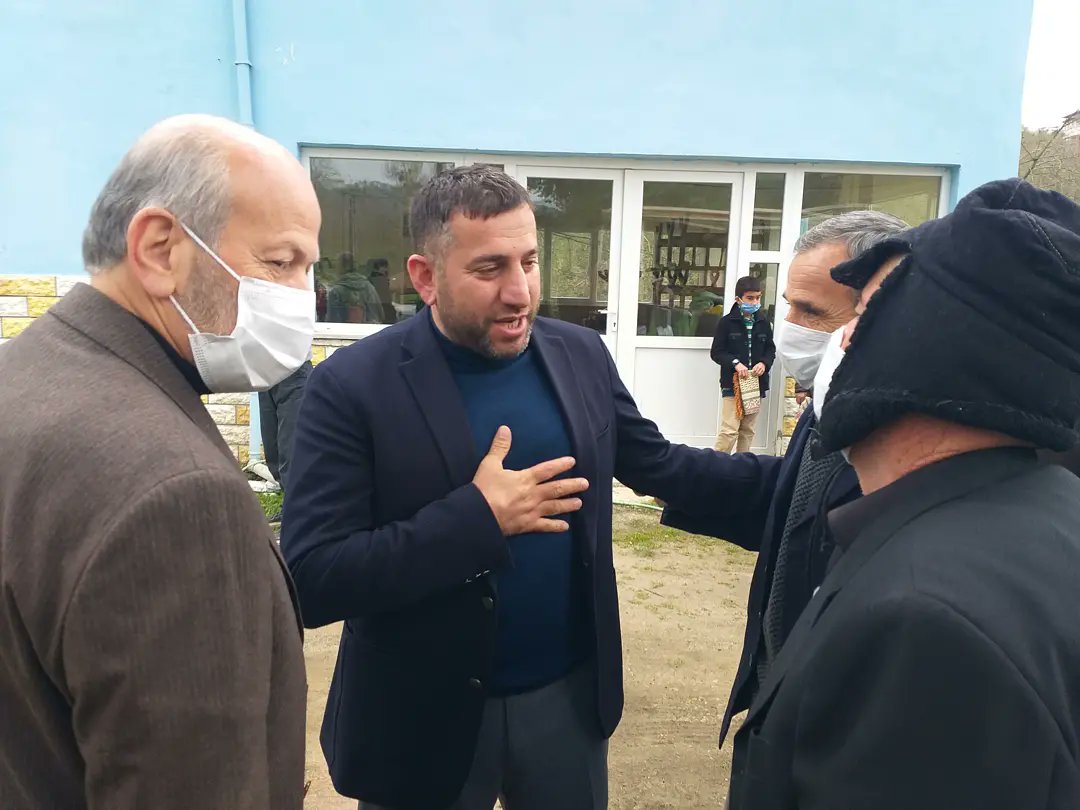 isa_turkcan's tweet photo. #Sayaca mahallemizdeyiz..
İlçe Başkanımız Süleyman Özdemir ve İlçe Gençlik Kolları Başkanımız Mahmut Şahin'in katılımıyla bu hafta Cuma namazımızı #Sayaca mahallemizde kıymetli komşularımız ile birlikte eda ettik. https://t.co/C2JKP4xZVz