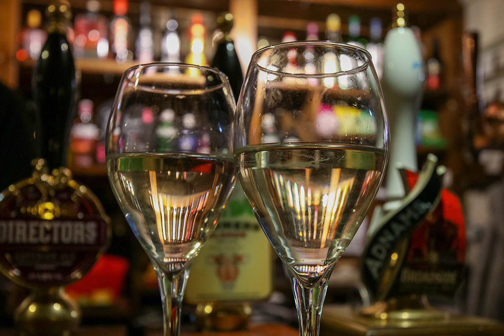 The Ladybower Inn tweet media