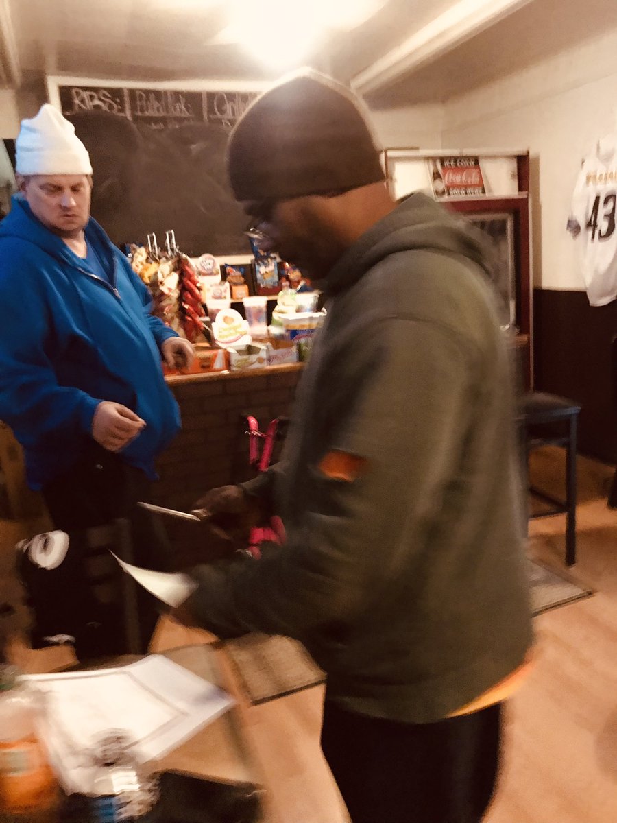ScarrbellyBc's tweet photo. #CafeCorner is now a proud partnership with #wolf #Atv #Dirtbikes , this is a happy customer out the door last night located downtown/ #Newcastlepa 101 #n #millst /  you have to have more then one move , I’m doing music movies , &amp; business I invested in me, #naameen #ad #Retweet https://t.co/bvWQPQ4Z9I