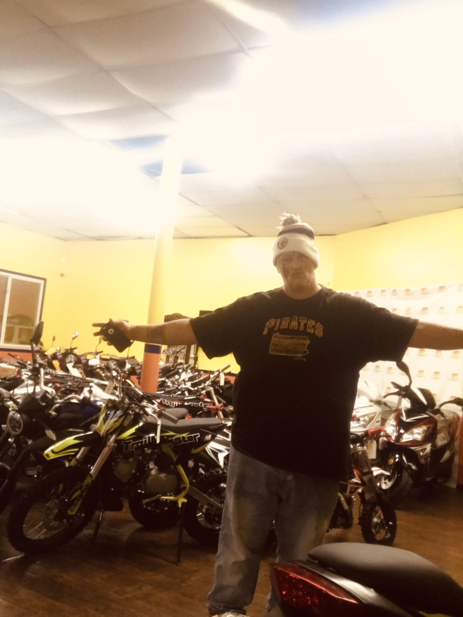 ScarrbellyBc's tweet photo. #CafeCorner is now a proud partnership with #wolf #Atv #Dirtbikes , this is a happy customer out the door last night located downtown/ #Newcastlepa 101 #n #millst /  you have to have more then one move , I’m doing music movies , &amp; business I invested in me, #naameen #ad #Retweet https://t.co/bvWQPQ4Z9I
