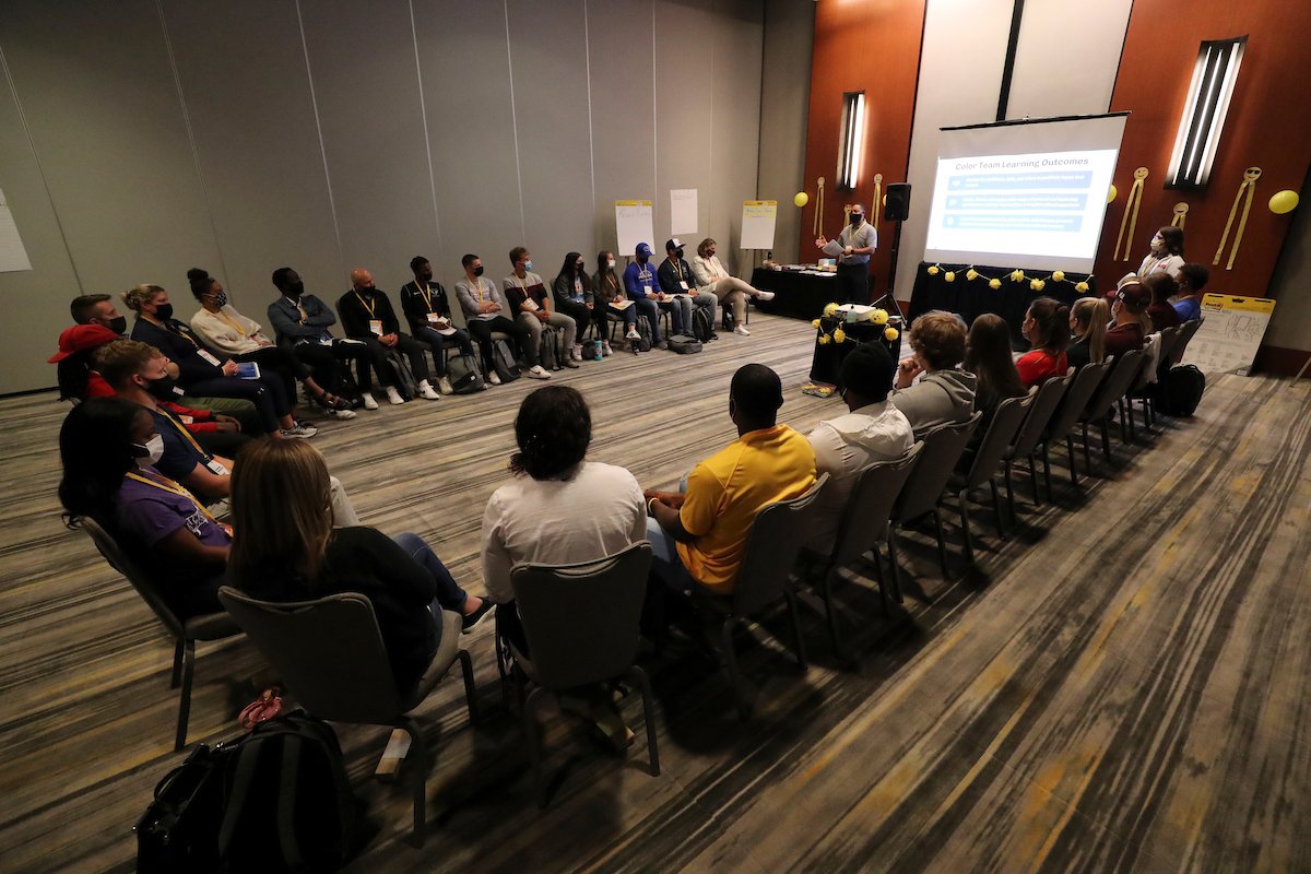 NCAA_PR's tweet photo. During the NCAA Student-Athlete Leadership Forum, participants are split into Color Teams. This environment allows them to build long-lasting relationships with fellow participants.
#NCAALearnLead | #SALF21 https://t.co/sgYEUmvtBi