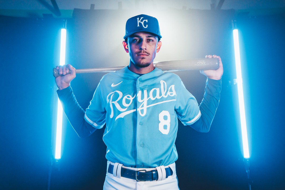 Royals's tweet photo. Home alternate. https://t.co/7AvWAYd3Un