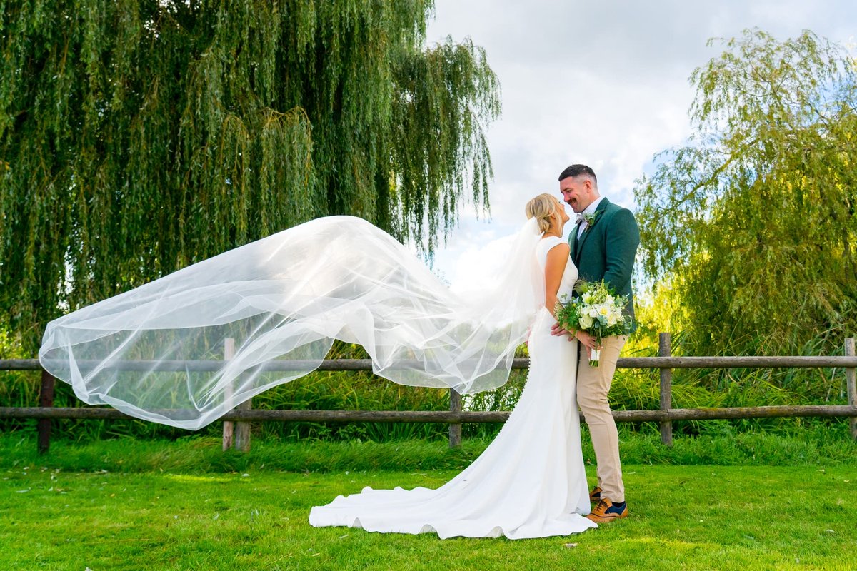 DMarinosPhoto's tweet photo. I thought I’d brighten up your newsfeed by sharing a summery wedding on this cloudy day! 
@saxonbarn 
@cjh_hairdressing 
@nicolaharrisonmakeup 
@fiorellaflowers 
#weddingphotography #capturingmoments #couplegoals #saxonbarn #cotswoldsweddingphotographer #photooftheday https://t.co/RZVnVSuQRn