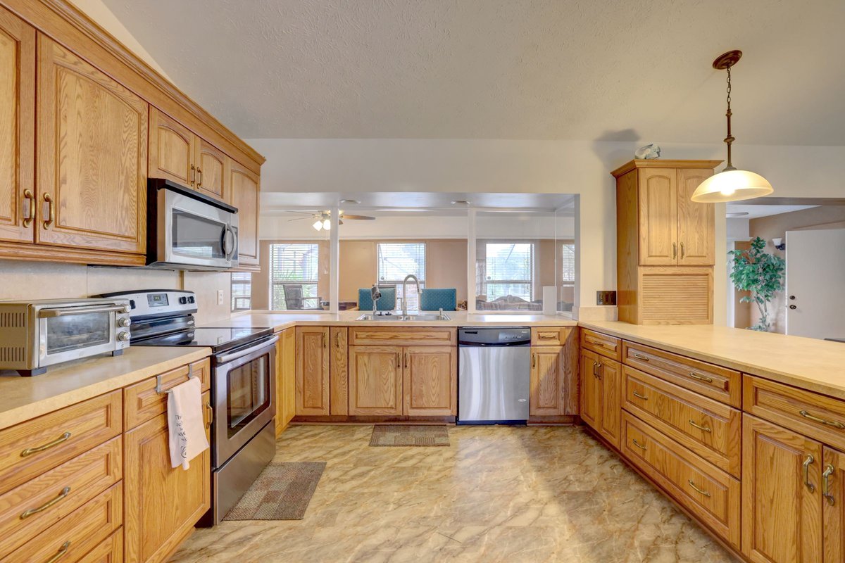 idhrealty's tweet photo. 🚨NEW LISTING ALERT!!!!🚨
📍Port St Lucie, FL
🛏️4 Bed
🛁2 Bath
🏊‍♂️Private Pool
🌅Water Front
 Offered at $470,000.
 Contact agent: Waverton Dixon at (954) 496-4744 
 for more details. 
 #idhrealty #newlisting #Florida #portstlucie
 #realestate #ForSale #callus https://t.co/w1VdwNuR54