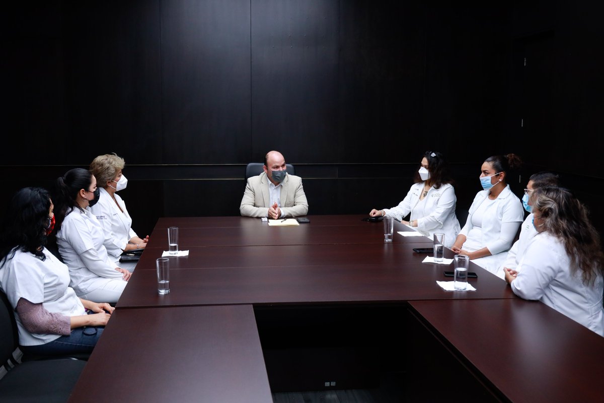 OmeMendez's tweet photo. Me siento muy contento y orgulloso por el apoyo que el equipo solidario de la Licenciatura en Naturopatía @UPAV brindó a los seleccionados del "Deportivo Nacional de los CECyTEs, Aguascalientes 2021”, durante la concentración deportiva @cecytev.
¡Son #OrgulloUPAV! https://t.co/qzLoNt3OY6