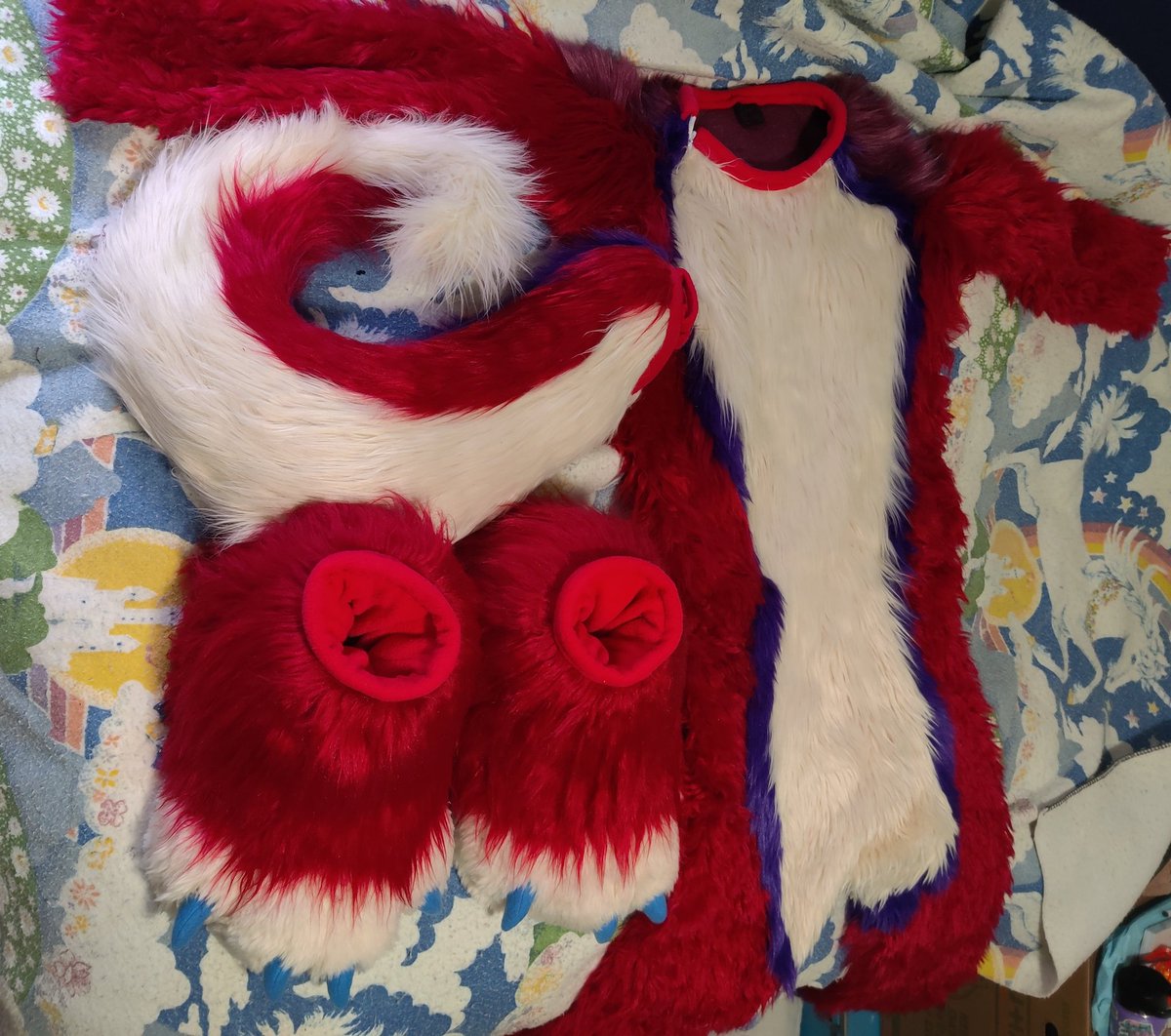 PumaProductionz's tweet image. Hot off the press! It's @KayvoClockwork 's body suit! I had a lot of fun making this suit, the clock on the back was a good challenge for me. My new and improved feetpaw pattern looks awesome and I'm excited to ship this boy out!
#fursuit #furry