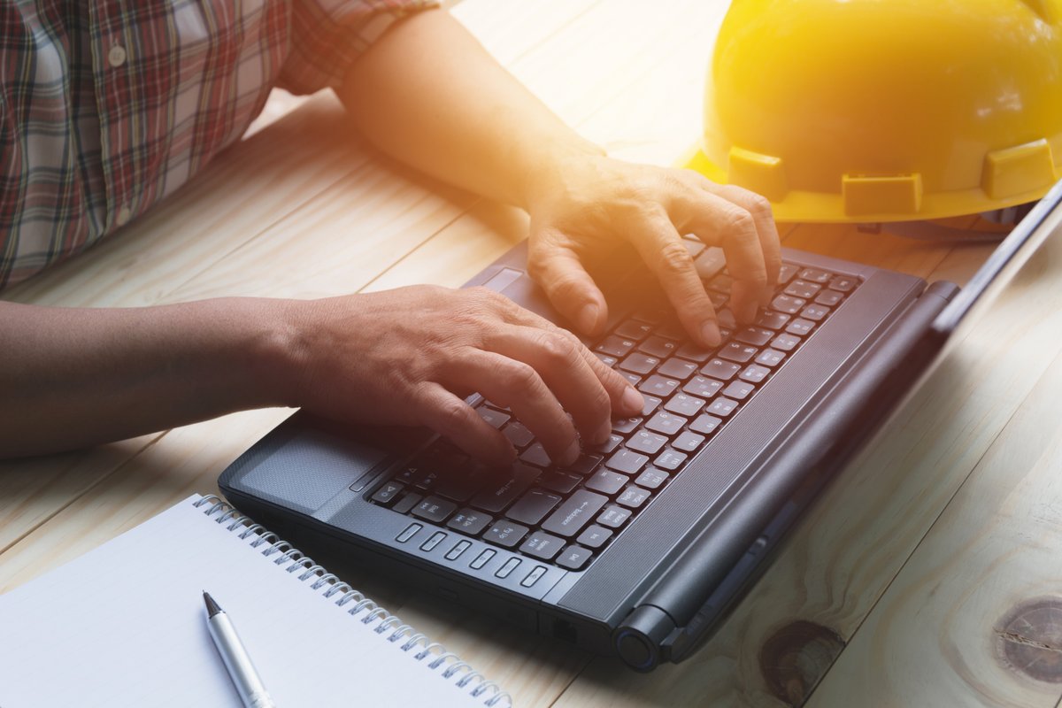 appruv's tweet photo. While it is obvious that #contractor workers need to be properly oriented to a facility, the actual process of accomplishing this task can be challenging. Our latest blog outlines a solution for you.

https://t.co/VH6kagnMqi

#safety #prequalification #training #orientation https://t.co/reXdc0ez5s