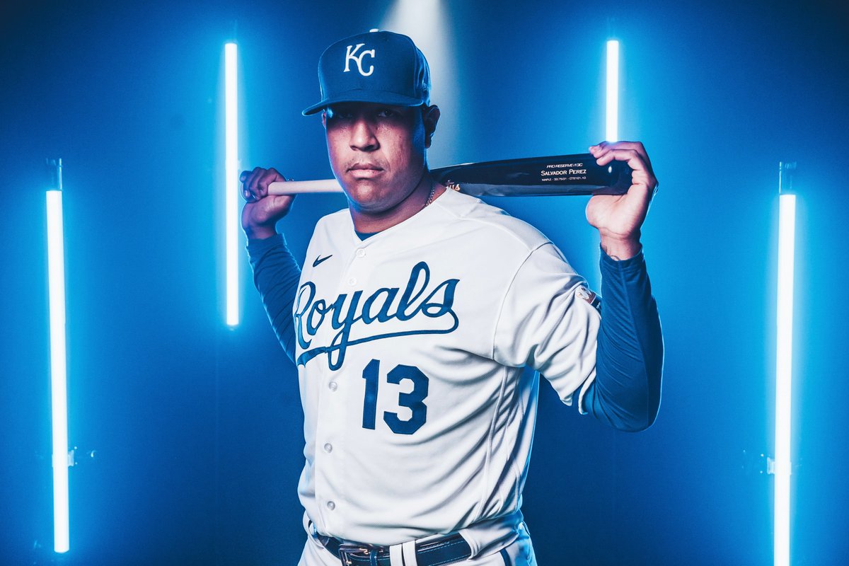 Royals's tweet photo. Home primary. https://t.co/hOKiFwfyKR