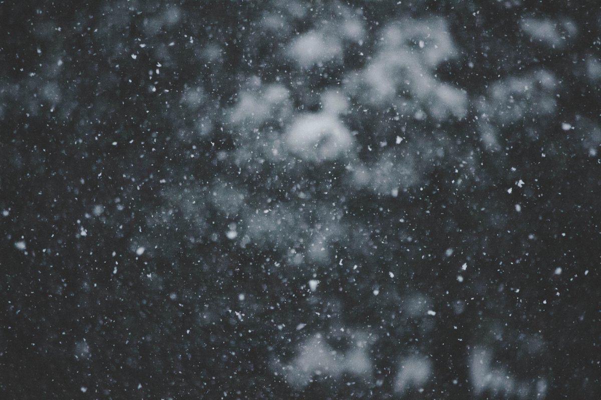 PlumCases's tweet photo. Winter is fast approaching! When temperatures drop, be sure you're prepared to face severe winter weather and storms. Learn more about creating an effective communications plan in advance of any potential disaster. 

https://t.co/d1wDHNuRqc https://t.co/ghvD6CKHQp