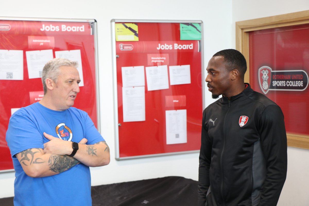 RUFC_CT's tweet image. 🤝 | We are delighted to be supporting @RotherCurrent's #SignUpForSam campaign. 🙌

Freddie Ladapo (@Ladapo9) and Tolaji Bola (@TolajiBola) represented the club's support yesterday at the New York Stadium🔴⚪

Sign the petition today to save lives. ⬇️
change.org/p/rotherham-me…