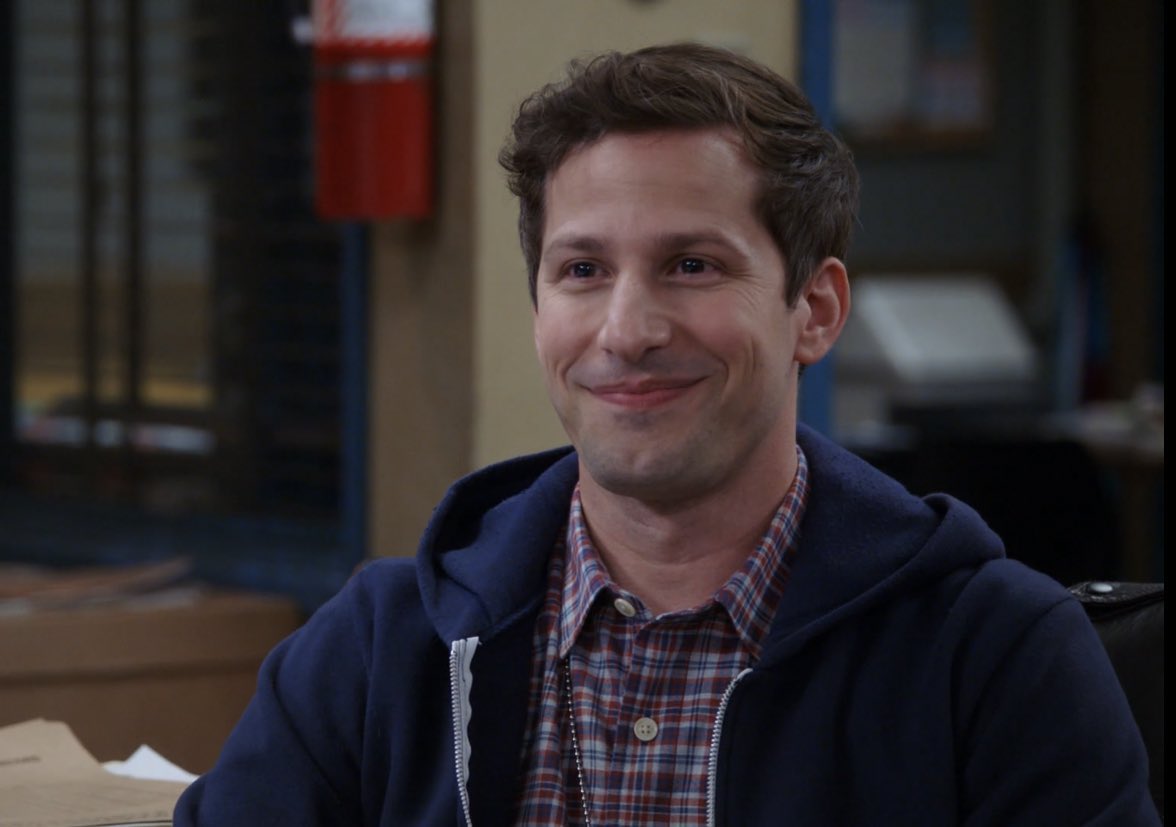 sambergcomfort's tweet photo. i hope jake peralta is having an amazing day at home with mac https://t.co/fNkljVvhrl
