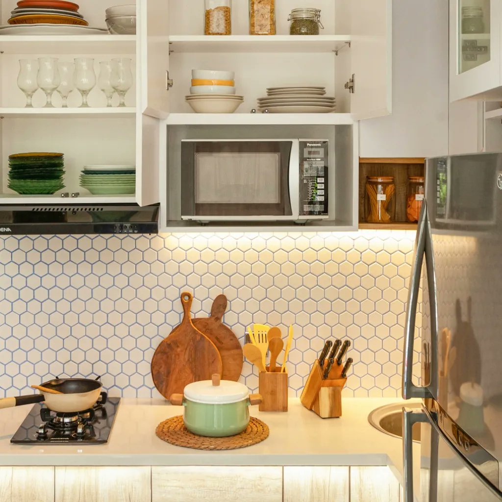 homearttile's tweet photo. What does your ideal backsplash look like? 😍 ⠀⠀
⠀⠀
Find it at https://t.co/JkUkpLk73i⠀⠀

#backsplash #backsplashtiles #backsplashideas #backsplashdesign #kitchenlife #kitchenlove #kitcheninspo #kitchendesign #kitchenstyle #kitchengoals #kitchendecor https://t.co/sztb2vBhp5