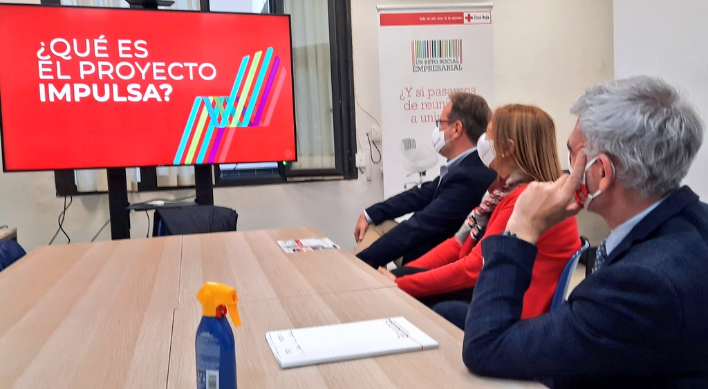 #PremiosImpulsa 
#ImpulsaAutoempleo 
Hoy #diadelamujeremprendedora se entregan estos premios. 

El 70% de las candidaturas presentadas, precisamente, son iniciativas de #mujeres. 

Entre las seleccionadas, 2 de #Aragon: #Zaragoza y #Teruel.