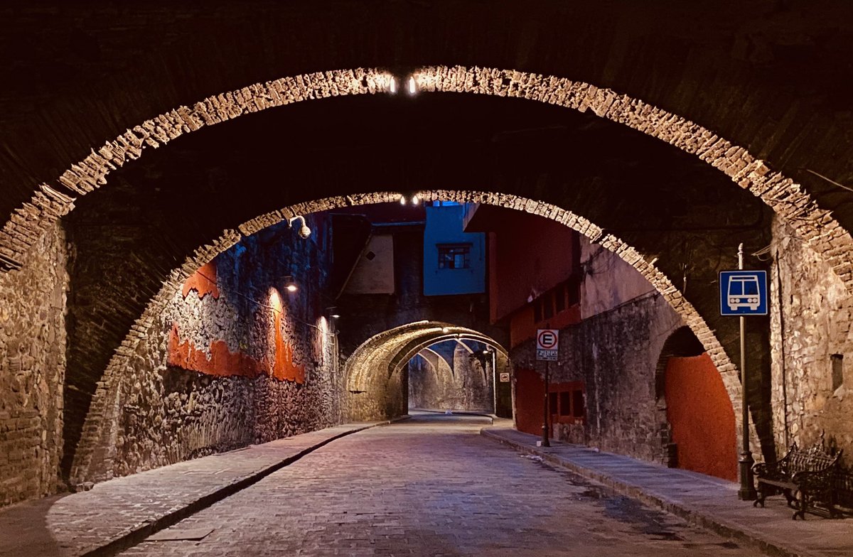 Nos vemos mañana en la Subterránea.
Últimos accesos disponibles: bjxunderground.boletia.com