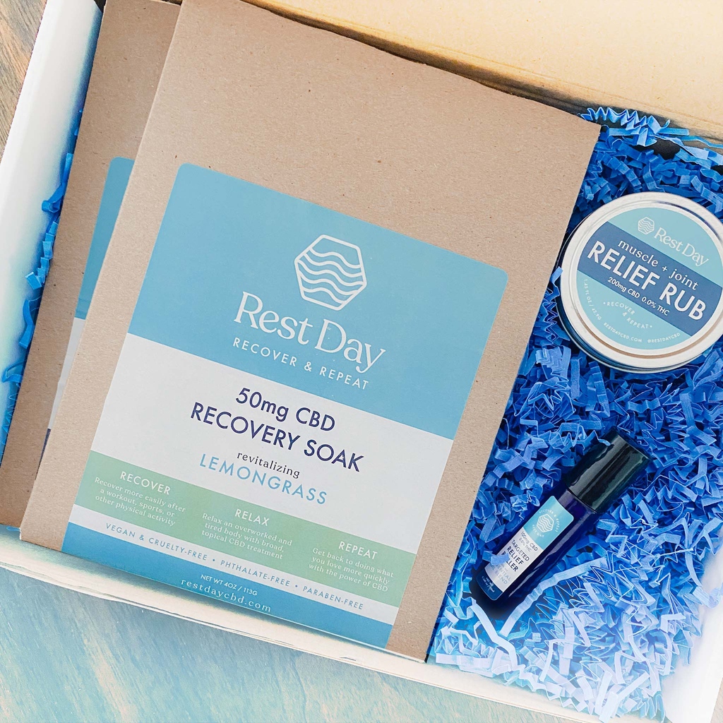 restdaycbd's tweet photo. Supply chain issues? Haven't heard of 'em. 😉
We are fully stocked and ready to ship holiday gifts. Order early to guarantee holiday delivery! 😊 Our starter kits make a great option and come boxed and ready to go. 

https://t.co/6KwFAOtyxn https://t.co/Mt4u2jsTrq