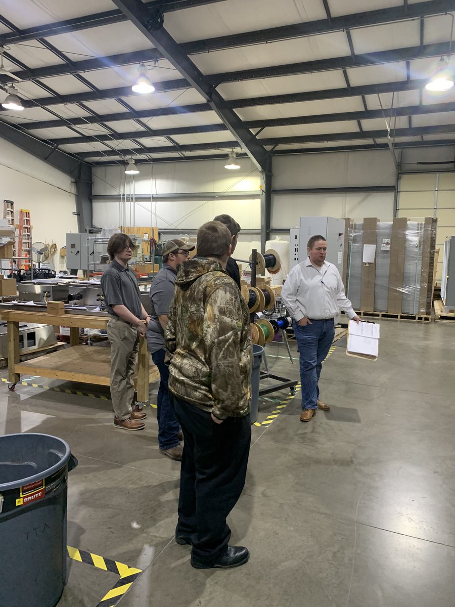 MrMeyersTBHS's tweet photo. Thank you to Tri Tech Automation for hosting our CAPS students today. President James Maisel spoke to students about their vision of reimagining the workplace, students finding a job that is more than just a salary, &amp; the importance of having a plan. #InformInspireIgnite
@Linc_R3 https://t.co/Jrnr0Jzqvd
