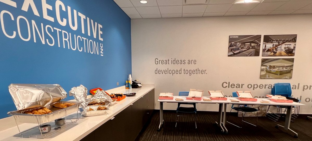 ECIbuild's tweet photo. It's the season of giving thanks, and we're grateful to our team members for their hard work to deliver operational excellence every day! In the spirt of Thanksgiving, we celebrated early with catered breakfast in our offices and jobsites!
#ECIBuild #officeculture #teamwork https://t.co/qzxuyzLk7l
