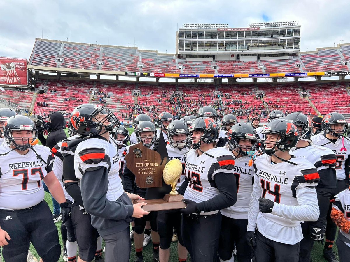 WLiebzeit's tweet photo. STATE CHAMPIONS!! https://t.co/QVEy4hPa8U