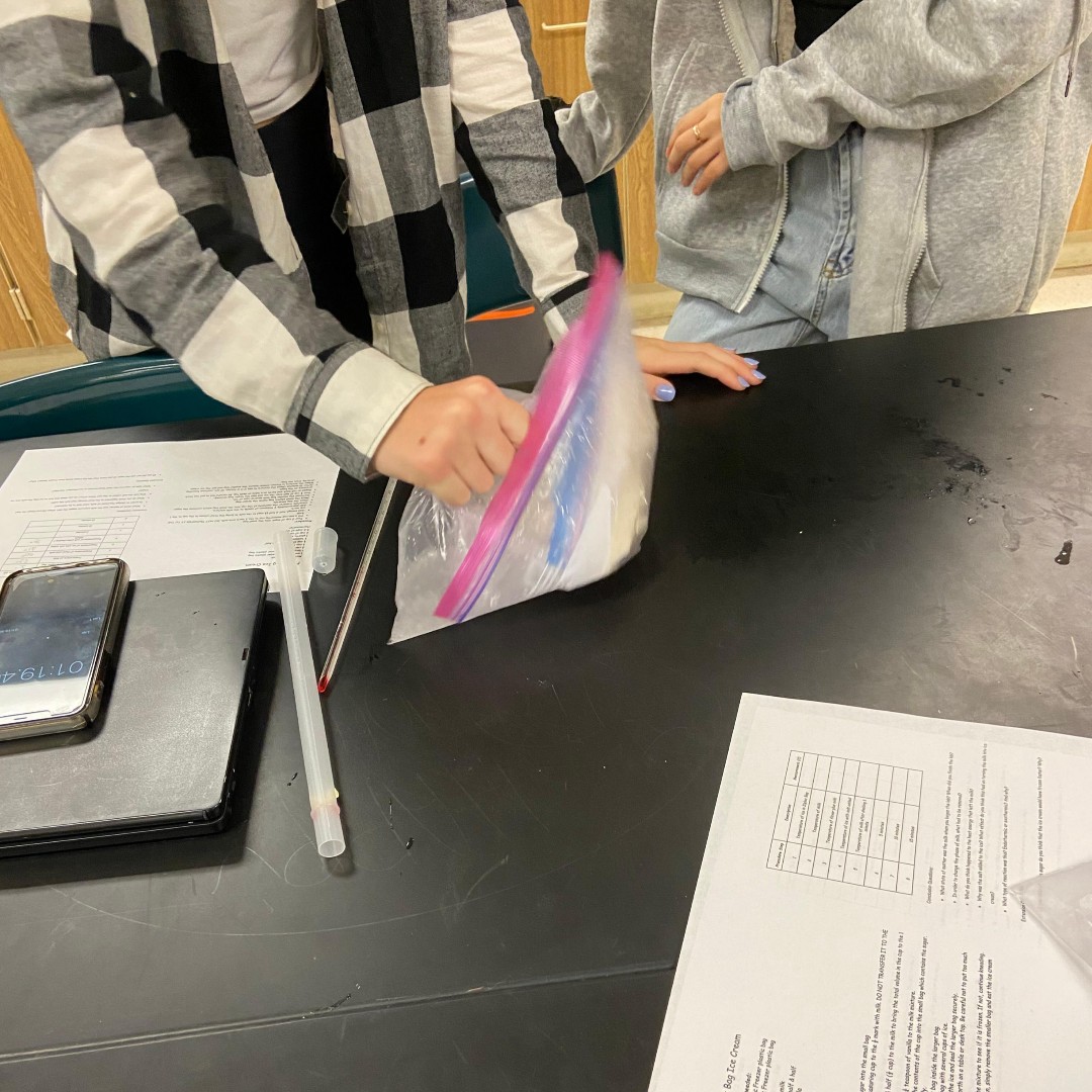 ReedsSpringHS's tweet image. The kids in Ms. Berry's made ice cream today to see the physical and chemical changes that happens when making ice cream with just milk, half and half, sugar, ice, and salt. #WolvesAtWork #AcademicExcellence #FrozenFriday #ScienceYouCanEat @addisonnicloe19