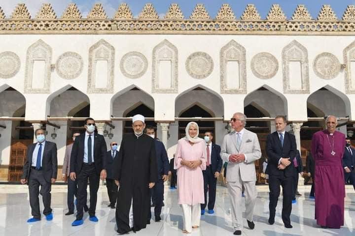 Egypt4Americans's tweet photo. Prince Charles and Duchess Camilla visiting Egypt and the Pyramids and you could too!

Plan your Egypt tour on https://t.co/cYU4JgfpGX 

#princecharles  #duchesscamilla #egypt #gizapyramids #visitegypt #egyptforamericans https://t.co/f5Jl5nnEWi