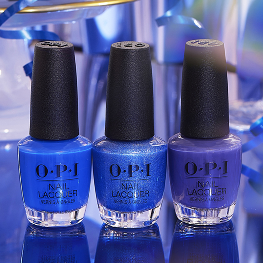 OPI_PRODUCTS's tweet image. Drench yourself in the brightest hues of the season. It's an #OPICelebration with shades of blue and purple.

Shades: #RingInTheBlueYear, #LEDMarquee, and #AllIsBerryAndBright

bit.ly/3BNyY4H

#ColorIsTheAnswer #OPINailLacquer #OPIObsessed #BlueNails #BlueMani