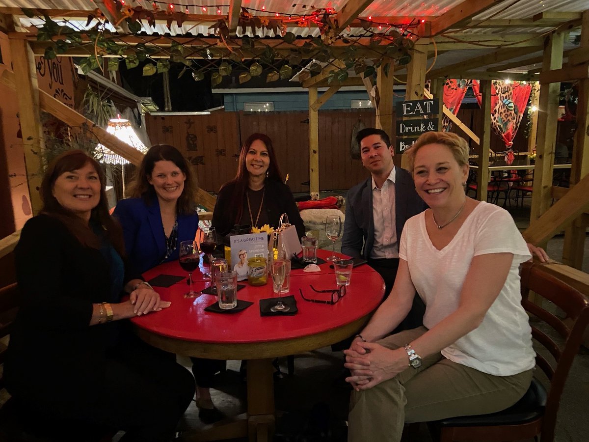 DeanMeadLawFirm's tweet photo. Attorneys Vicki Berman and Anna Long joined @creworlando last night at their Sponsor Appreciation Event. Dean Mead is proud to be a #sponsor of #CREWOrlando and support such a great organization! https://t.co/MqFupxBLjm