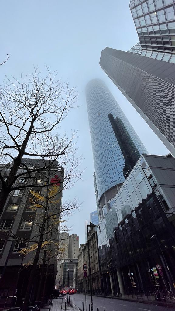 Aazzur_'s tweet photo. What a beautiful short trip to Frankfurt! Thank you for your hospitality @FrankJSchwab @FinTechForum_DE . TY #FlorianErtelt for the breakfast. And thank you #Additiv; #EricAndersson for our short but pertinent meeting. Always to see friends and partners. #thankyou #BaaSi https://t.co/IL8lCqxVZ7