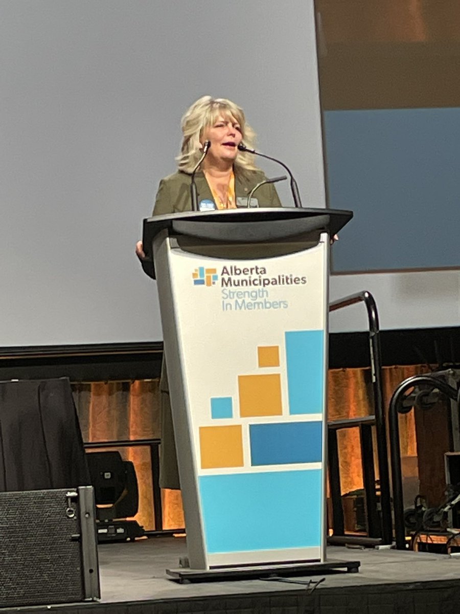 TaneenRudyk's tweet photo. Congratulations @CathyHeron on your election as President to @ABmunis! @FCM_online looks forward to continuing the important work together bringing municipal perspectives to the federal govt & Iβm thrilled Alberta is so well represented. #abmuni #abpoli #abmunis2021 #runwinlead https://t.co/jZfAxjvNWp