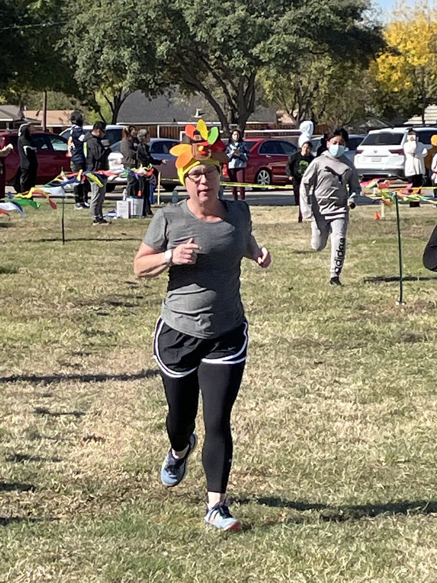 mcstrickes's tweet photo. Our 5th grade Turkey Trot winners!! What a great competition! And we love that Mrs. Stout is running with each grade level! #wearemcstrick #tigerpride #turkeytrot @Coach_Yo15 @CFBISD @CFBathletics @McStrickLibrary https://t.co/xpwfKDYC8W