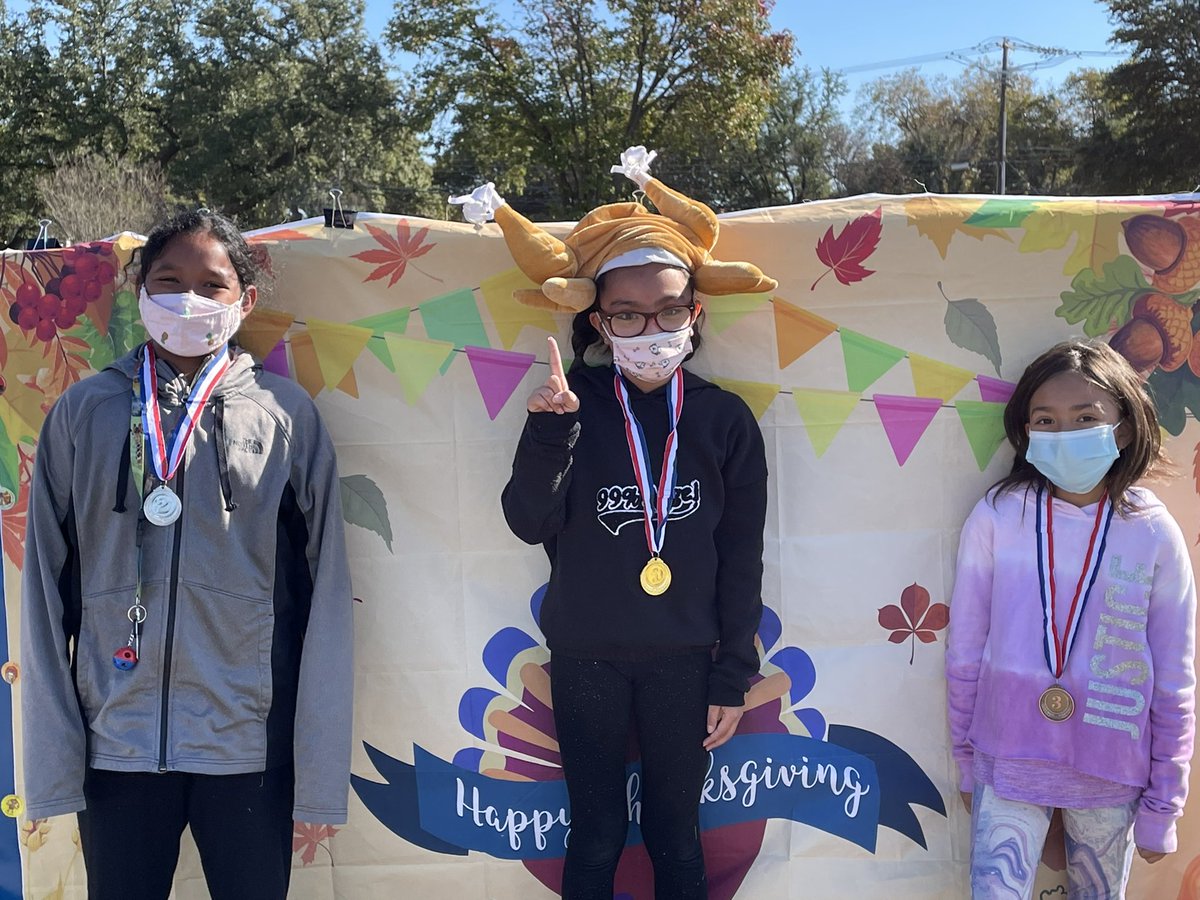 mcstrickes's tweet photo. Our 5th grade Turkey Trot winners!! What a great competition! And we love that Mrs. Stout is running with each grade level! #wearemcstrick #tigerpride #turkeytrot @Coach_Yo15 @CFBISD @CFBathletics @McStrickLibrary https://t.co/xpwfKDYC8W