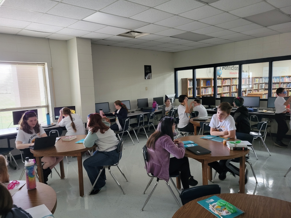 Pinkston Ambassadors attended "Changing Gears" with a focus on changing the way others think about tobacco/nicotine. In addition to gifts, they heard keynote speakers &amp; participated in activities including improv skits &amp; Kahoots about nicotine &amp; Project Prevent chapters around AR