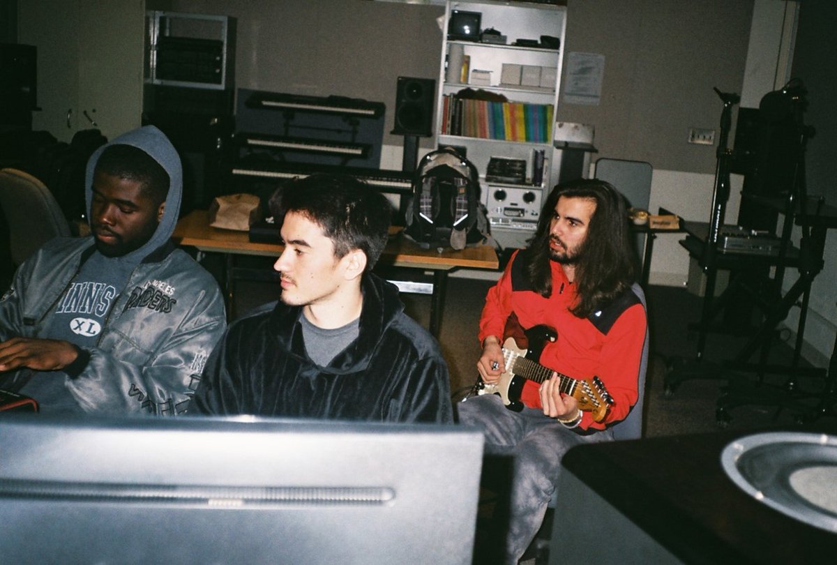 LocalCurrent's tweet photo. How does producer Ben Farmer know when he's got a track done right? "It either gives you a stank face or it doesn’t."

@vibeistan talked with an up-and-coming Minneapolis music wizard: https://t.co/kMz7vfdCSm https://t.co/PZZSSMXZv4