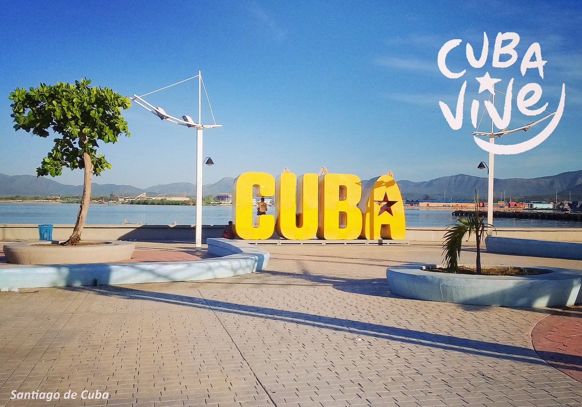 CarlosPal94's tweet photo. 🌄 Mi postal #CubaVive de hoy para ustedes. Malecón santiaguero, La Alameda. Imágenes que enaltecen la espiritualidad de #SantiagodeCuba. 🇨🇺

#PoderPopular @MedinaOdexa @BeatrizJUrrutia @ExpositoCanto @RamnMonte1 @mambisa25 @anamarianpp @DiazCanelB https://t.co/YEbIg1gGpQ