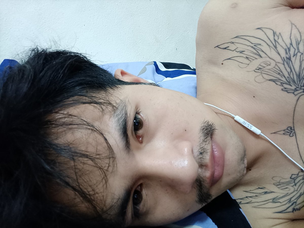 AeWarit's tweet photo. สวัสดี https://t.co/CeiVRamKGh