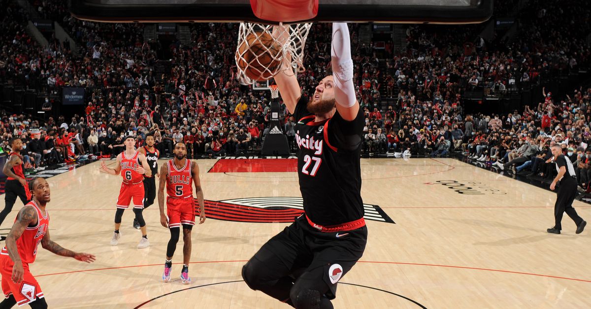 How Valuable Is Jusuf Nurkic as a Free Agent?: Photo by Cameron Browne/NBAE via Getty Images The Bosnian big man is in the final year of his contract. Portland Trail Blazers’ starting center Jusuf Nurkic enters the season on the last year of his… https://t.co/XSJhsMGQT1 #RipCity https://t.co/qoJKzWpZG6