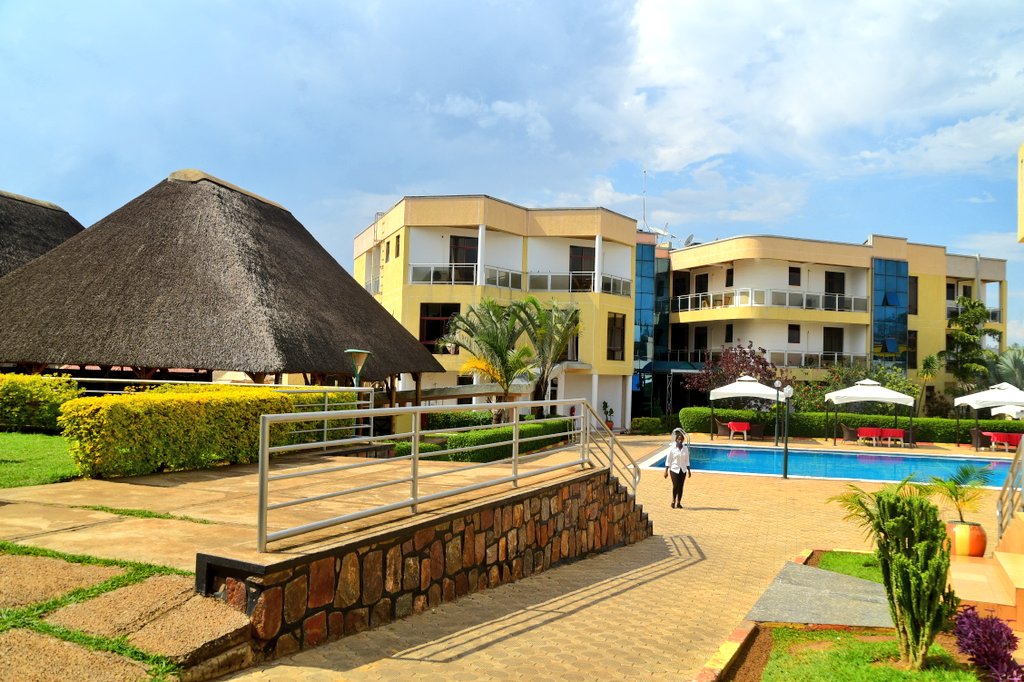 Bugesera_fc's tweet photo. Note this. 💥
👌We are Camping at magnificent Palast Rock Hotel @BugeseraDistr
🏙We are enjoying  outstanding services offered here. 
⚽️"We are healthy and set for tommorow's crush against @rayon_sports  by @SulleySadick15 ". 

💥Game starts @3pm // 🏟Kigali Stadium https://t.co/IYK6EIcT80